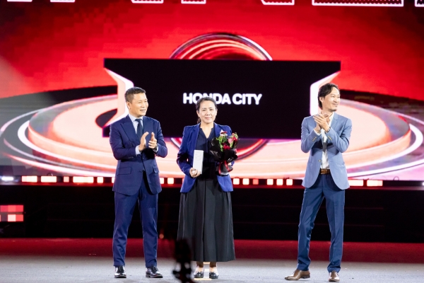 HONDA CITY VÀ CR-V E:HEV RS TỎA SÁNG TẠI BETTER CHOICE AWARDS 2025